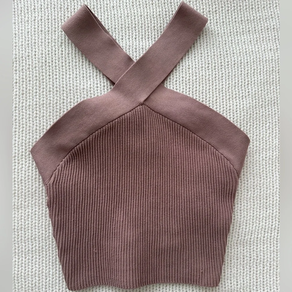 Aritzia Babaton Sculpt Knit Criss Cross Cropped Tank Size XS - Picture 2 of 8